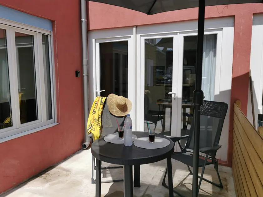 Le Marin; with private parking; 400 m from the beach - Image 1