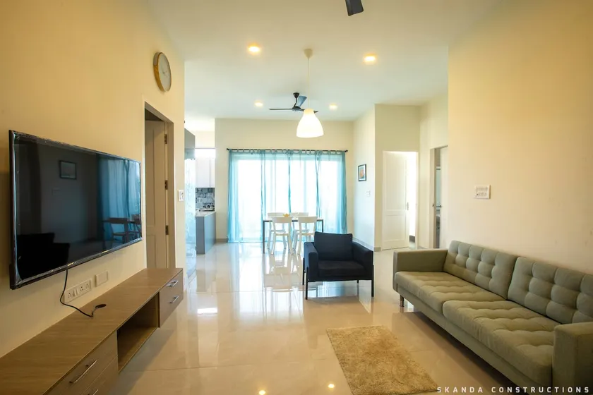 Chic 3 Bedroom Spacious Flat - ECR - Image 1