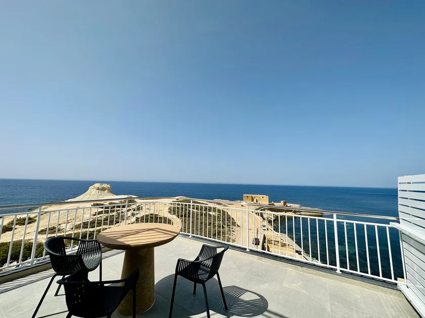 Penthouse Suite Corner Terrace 5th floor - Image 1