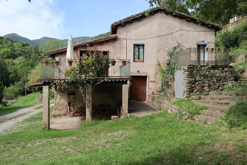 Llevant Rural House - Image 1