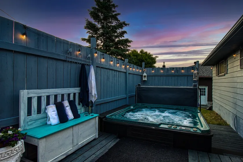 Hot Tub Haven w/ 3 Beds, King Bed, and Game Room - Image 1