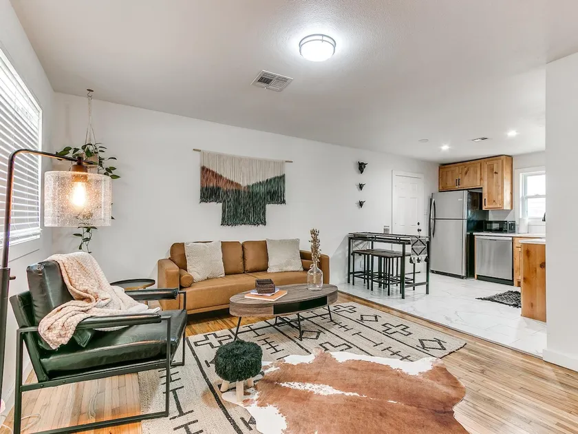 NEW Reno- Walk To Rose District - Image 1