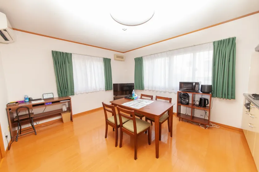 Room A-3 (38㎡) Quiet residential area, fully equipped with parking lot, private lodging facility ”Restful” - Image 1