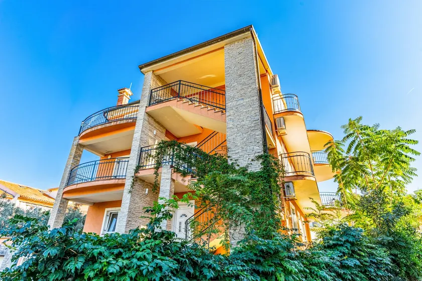 Modern luxury app 150m from best beach - Image 1