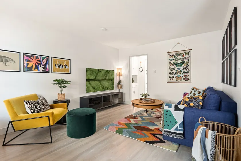 East Village Arts District, King Suite w/ Sofa Bed - Image 1