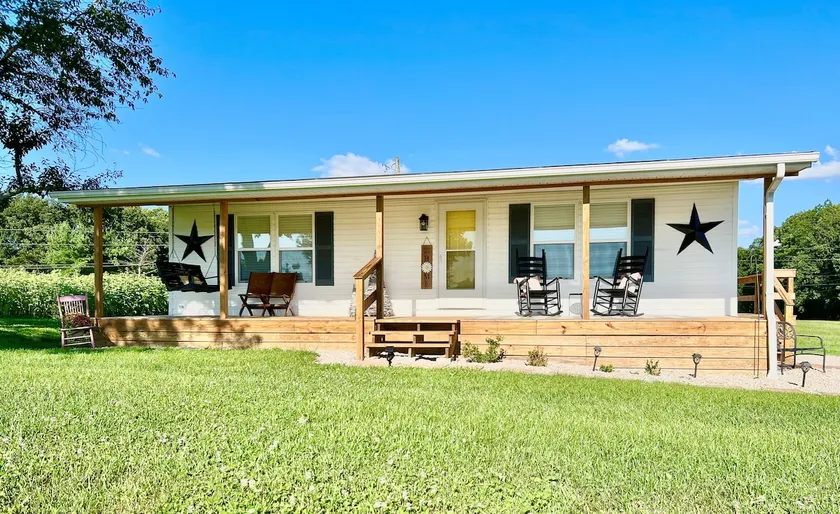 Sunset Cottage - Image 1