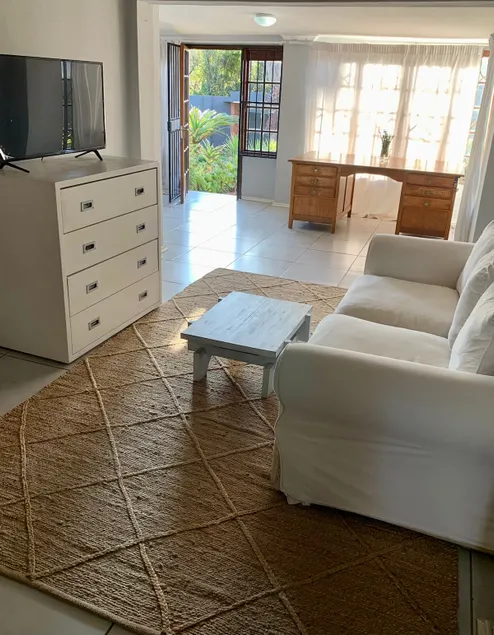 Sleeps 4 Adults, Flexible Stays, Randburg Haven - Image 1