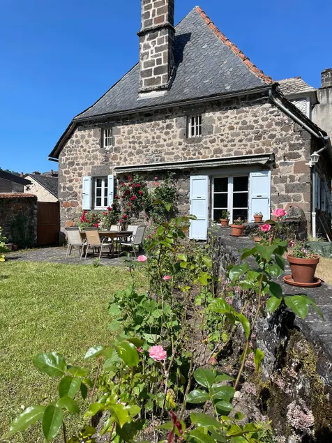 Nice house with character. - Image 1
