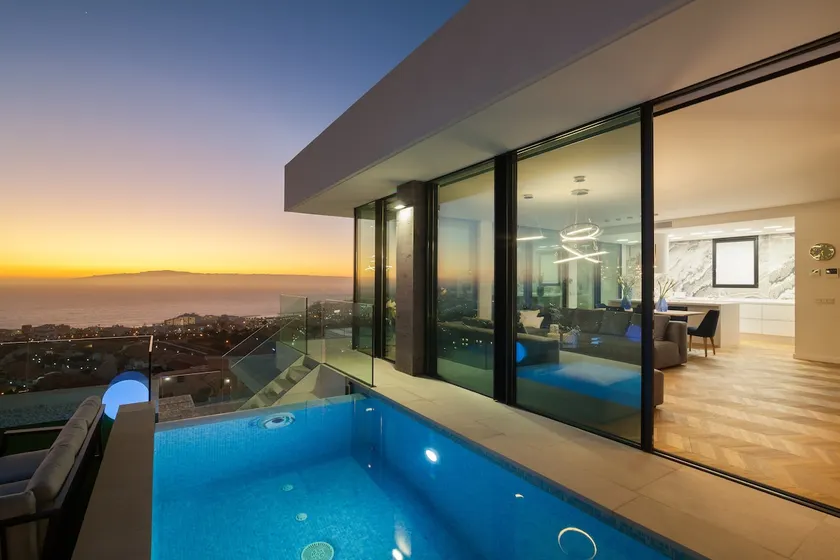 Lux 200m NEW Villa E with heated pool, ocean view - Image 1