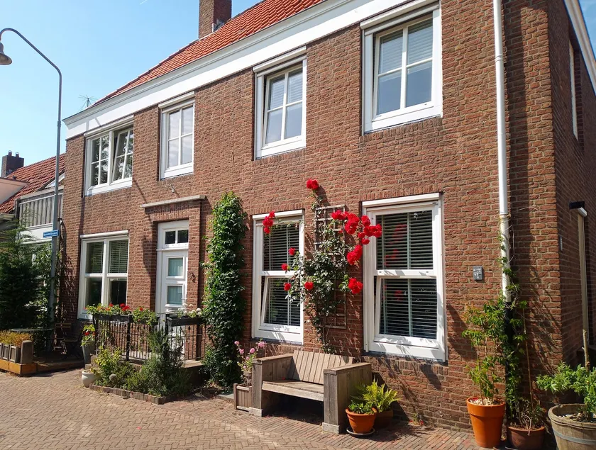Spacious studio in the centre of Zierikzee - Image 1