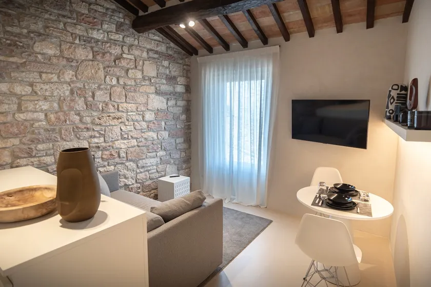 Designer apartment, historic center of Assisi - Image 1