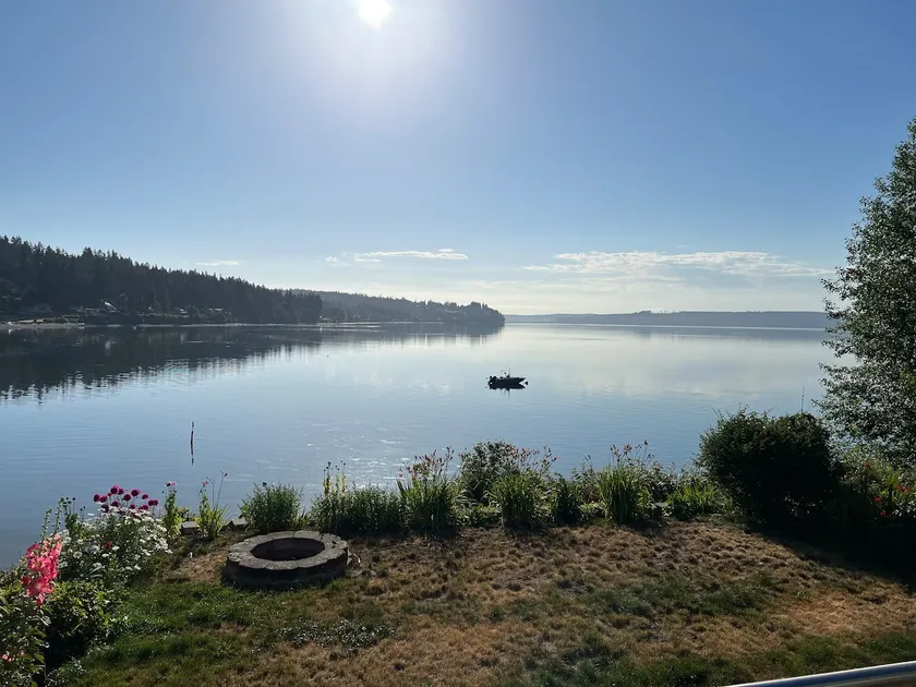 Waterfront Beach House - Image 1
