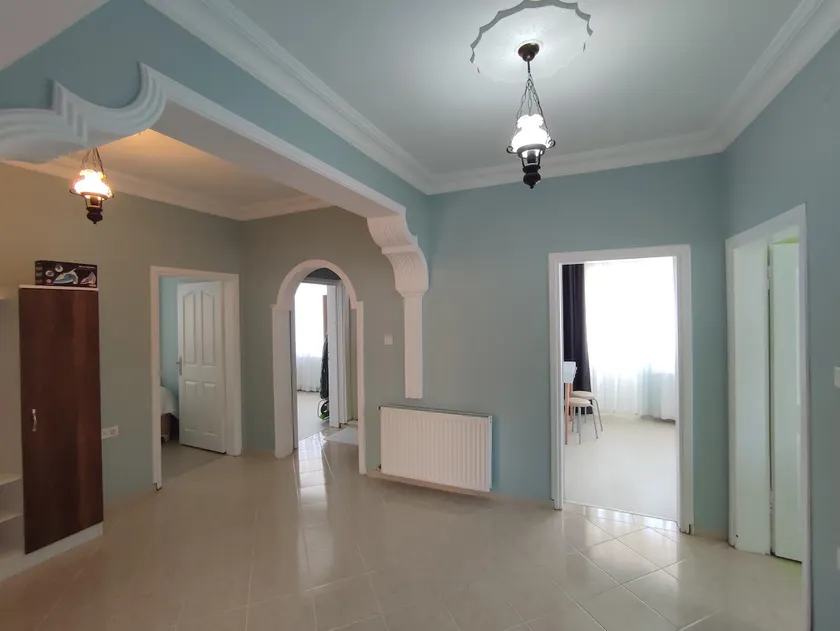 3 Bedroom Central Apartment For 8 People. Floor 3 - Image 1