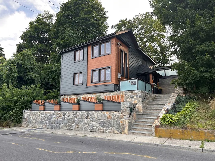 Modern 3BD West Point USMA House w/ HotTub! - Image 1