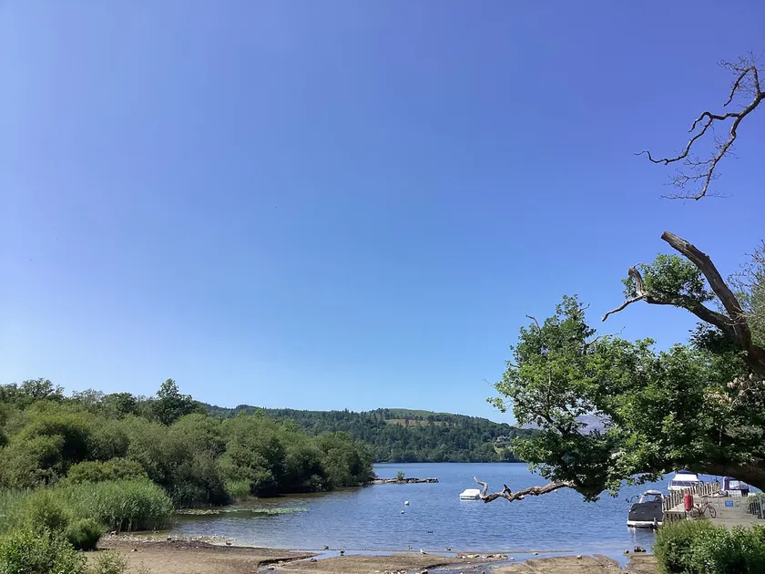 Peace & serenity on Windermere. - Image 1