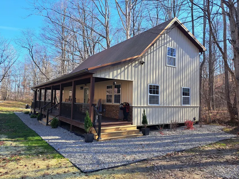 Private + HotTub + Fireplace + Pond + Hiking - Image 1