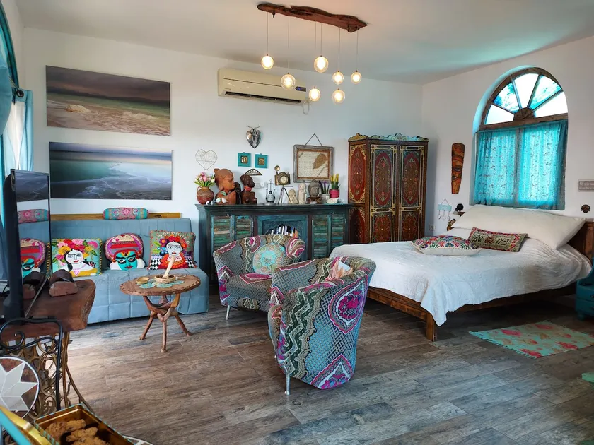 Zehava's room - Image 1