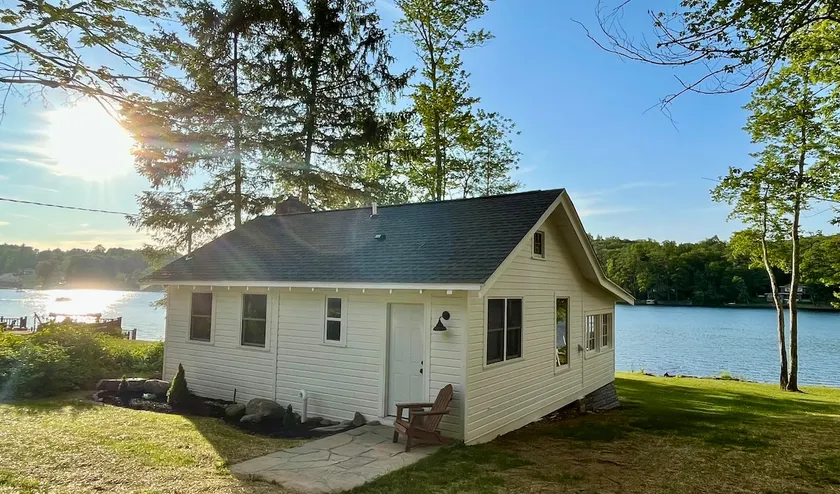 Crooked Lake Cabin - Image 1