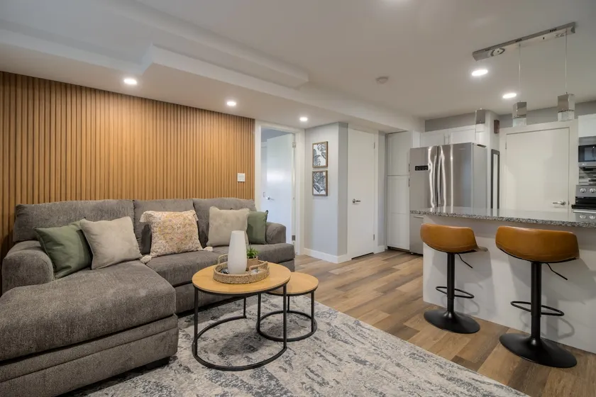 Southside 1 Bedroom Charmer - Image 1