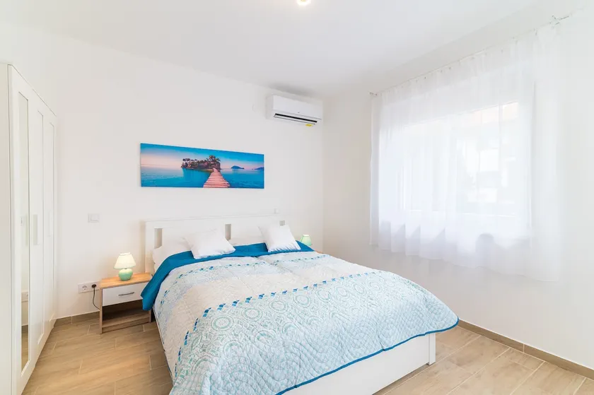 Menorca Family Apartman - Image 1