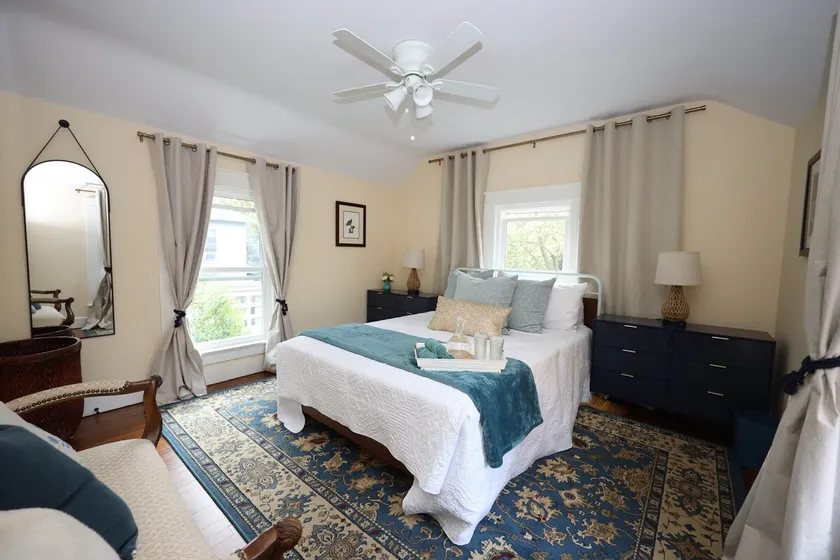 Honey, I’m home. New England Charmer - Image 1