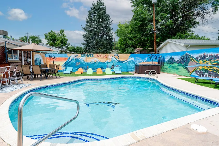 Denver Dolphin~ Pool, Hot Tub, Pool Table, Sun Bar - Image 1