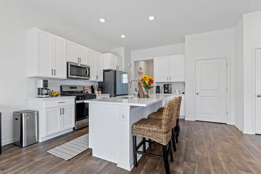 Wonder Lake Elegance Home - Image 1