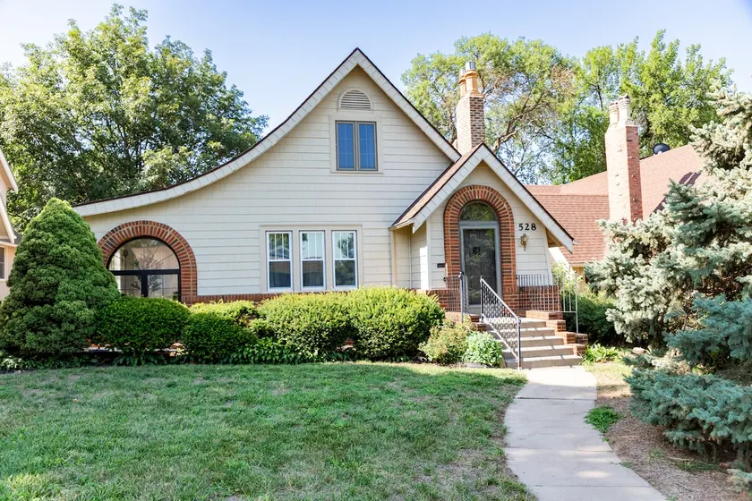 Olive Branch Cottage - Image 1