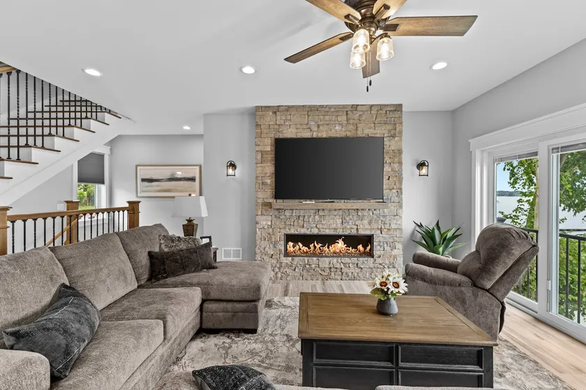 Enjoy Sunsets at Fully Equipped 4BR-Lake Champlain - Image 1