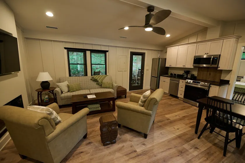 Cuyahoga Valley National Park Luxury Cabin for 4 - Image 1