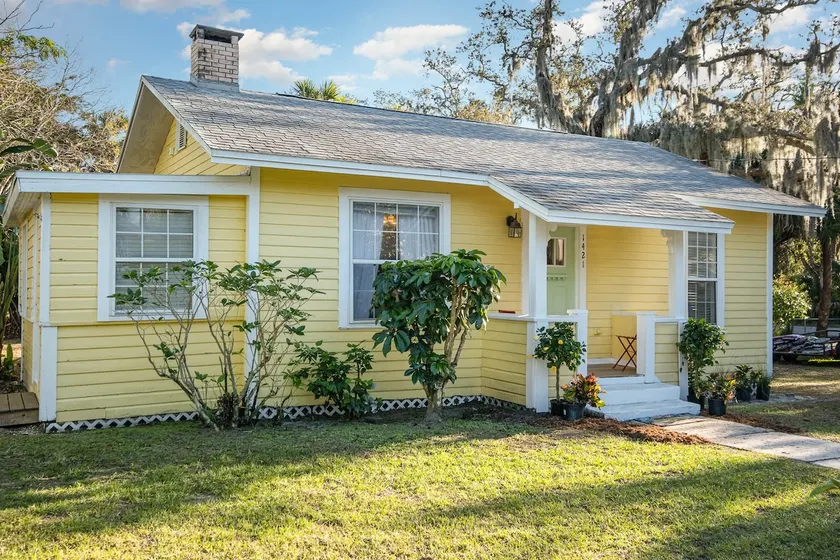 Relaxing 2Br 1Bath Oasis near River 9 min to Beach - Image 1