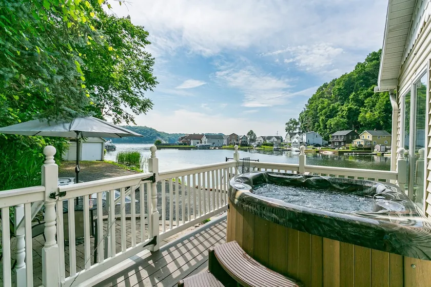 Stay on the Bay *Waterfront*Hot Tub* - Image 1
