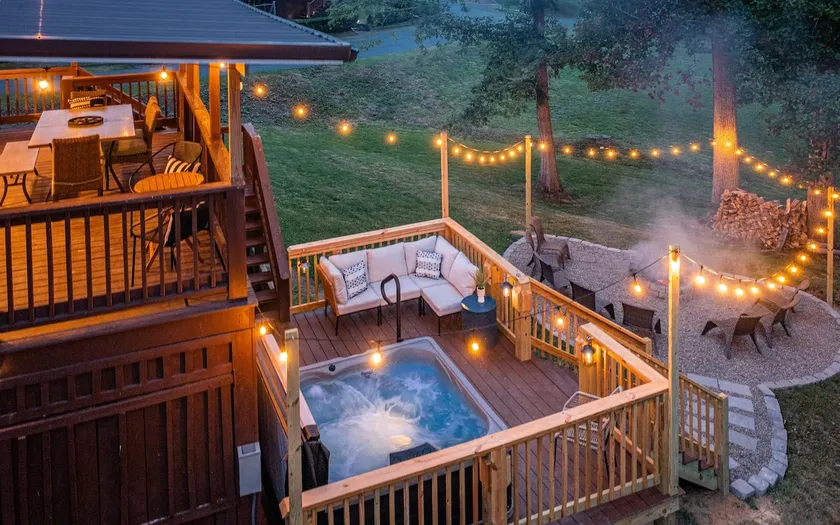 Coal Miners Casa*Pizza Oven*Hot Tub*10 Min to NRG - Image 1