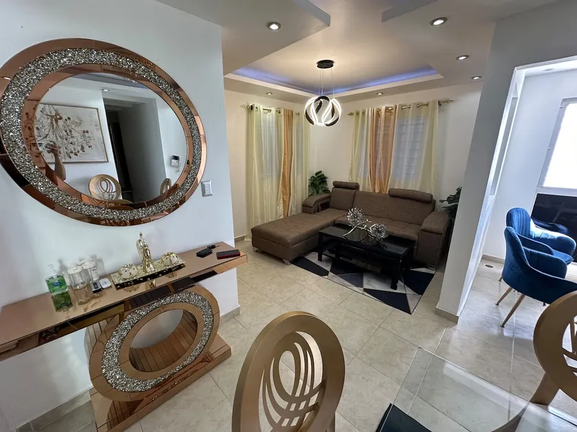 ”Urban Retreat: Your Stay in Style” - Image 1