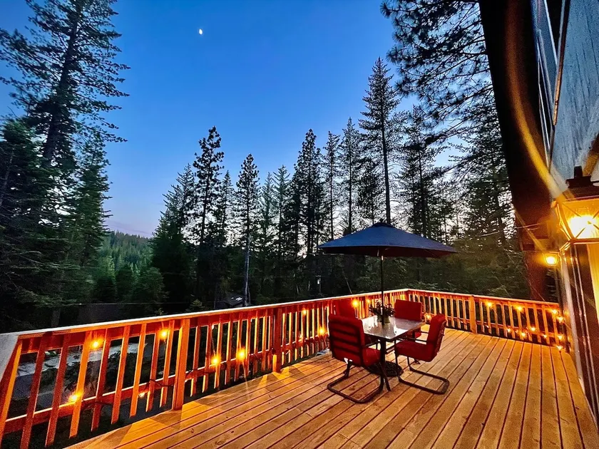 Private Lake, remodeled, sleeps 12 in beds, K9s OK - Image 1