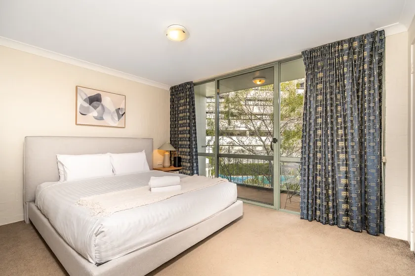 Howitt Place Apt minutes to Parliamentary Triangle - Image 1