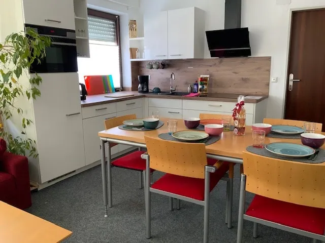 3-room apartment (2 bedrooms) in Deggendorf - Image 1