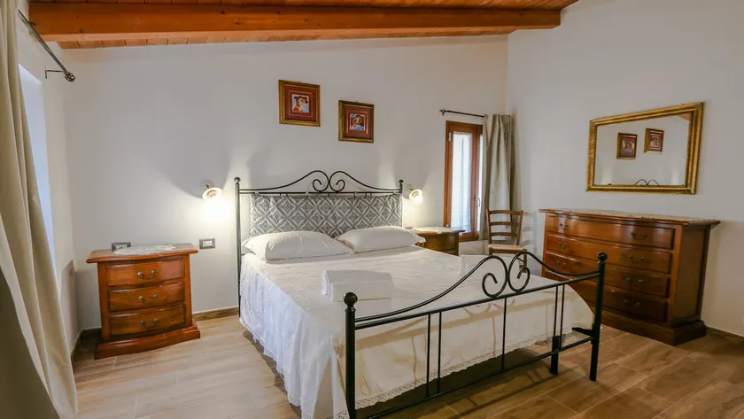 Apartamento Mamuthones - Image 1
