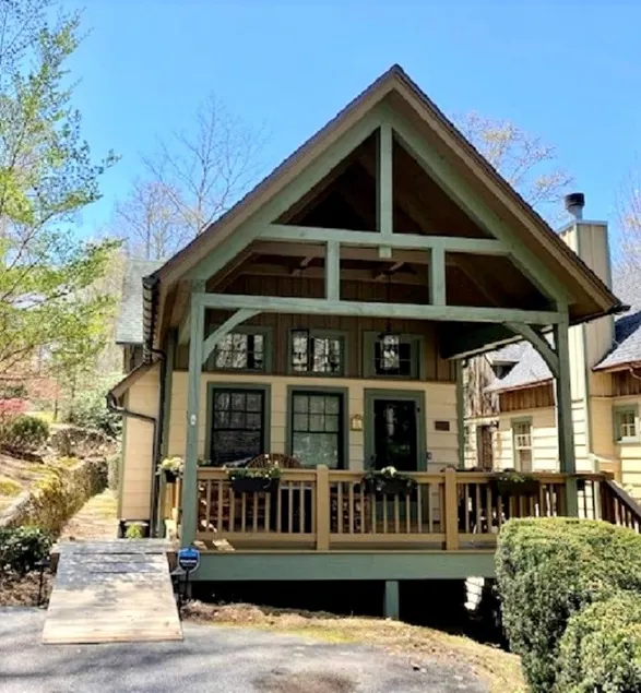 Winsome Guest house in Trillium-Cashiers/Highlands - Image 1