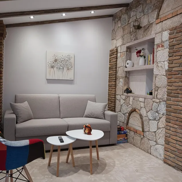 Boutique Eptalofos 15min from airport and sea - Image 1