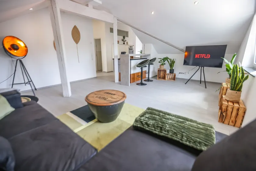 Penthouse-Wohnung I 100 qm I Blick auf die Weinreben I EMMA Matratzen - Image 1