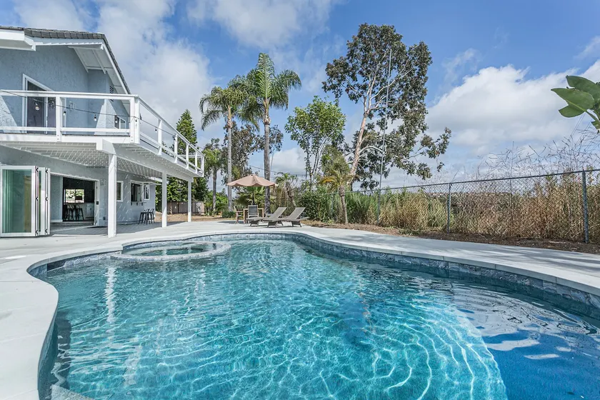 *OPEN 8/23-28! Beachy Lagoon Home Pool/Spa Pets Ok - Image 1