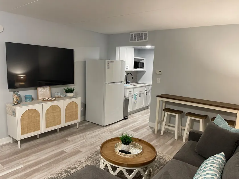North Wildwood-Carideon 1st Floor! Pool! - Image 1