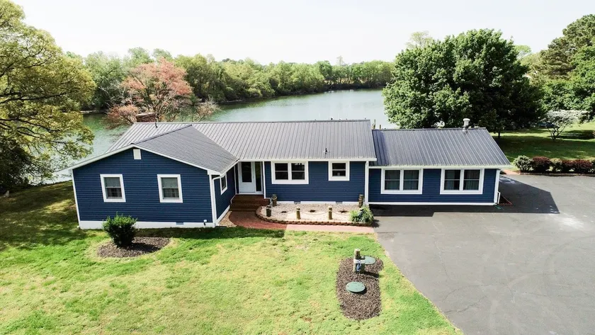 Creekside Hideaway - Image 1