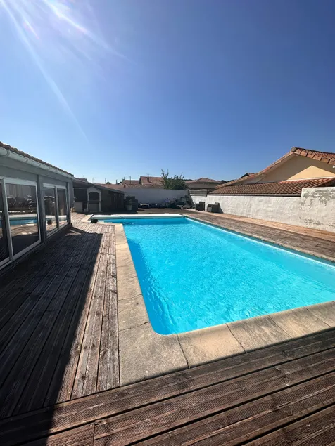 Spacieuse villa 4* avec piscine proche océan - Image 1