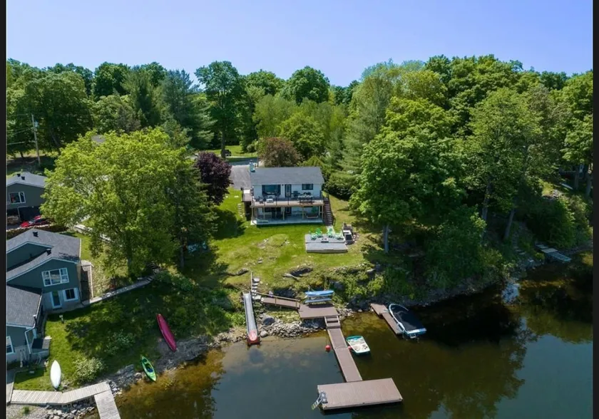 Verona Lake house with Hot tub and Pizza Oven - Image 1