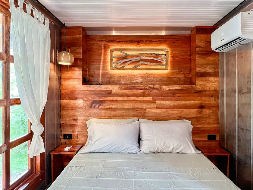 Acaí Wavefront Studio / Steps to Mama Ocean / AC - Image 1