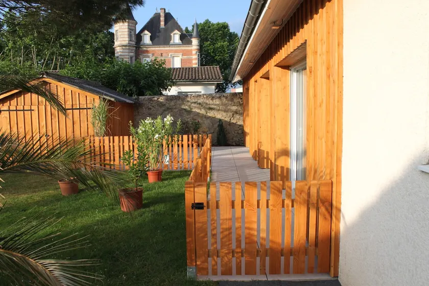 Langon Center House - Image 1