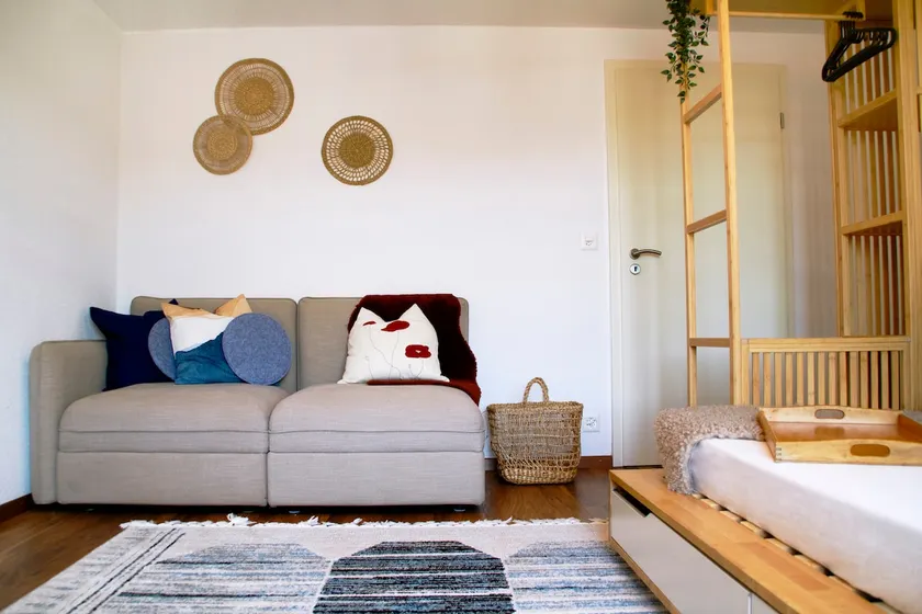 Large apartment + view – parking & equipped - Image 1