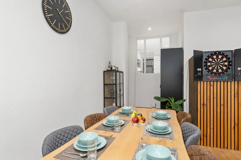 homey Apartments Park Suite - Image 1